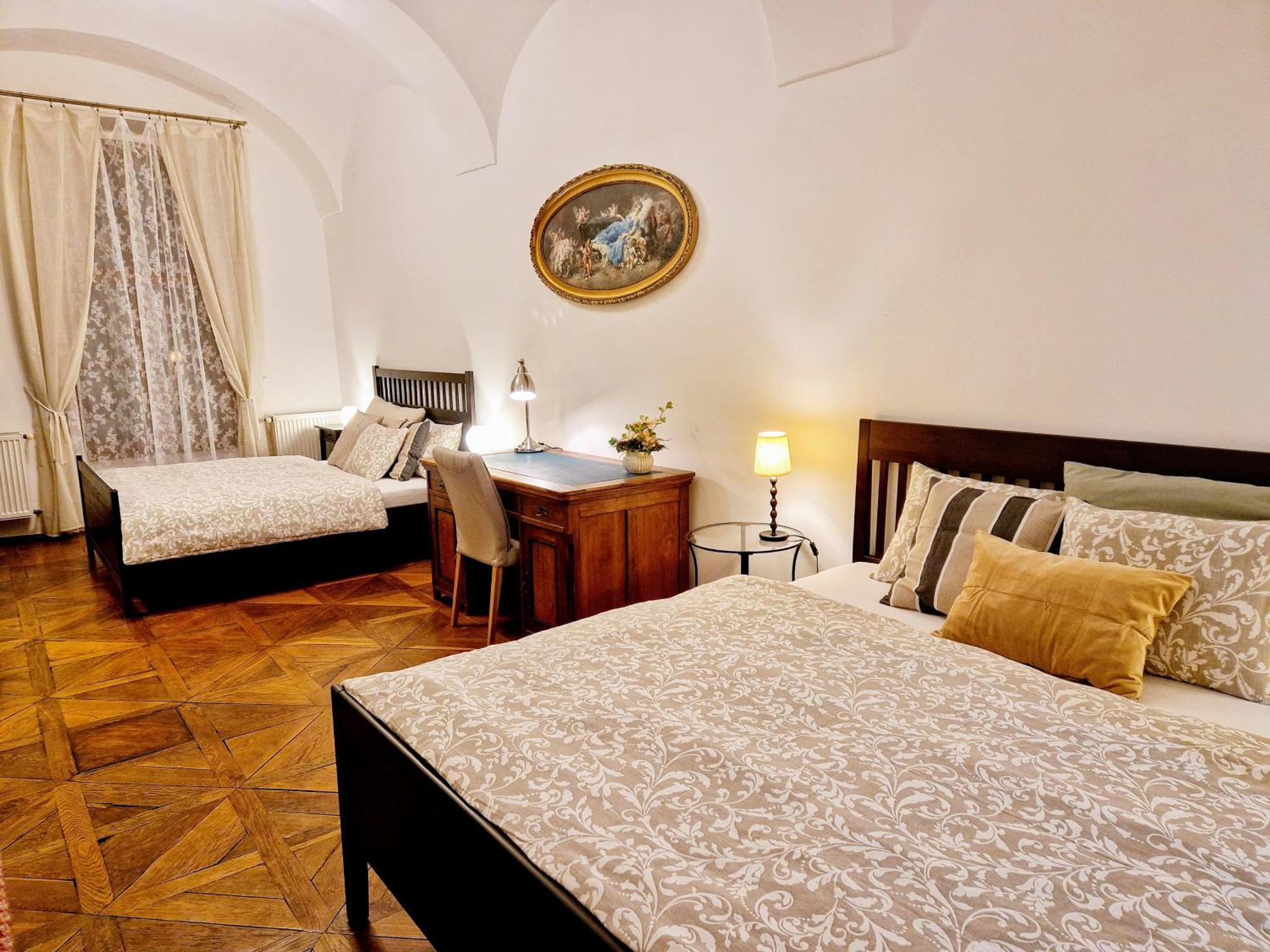 Marina Old Town Apartment Košice Buitenkant foto